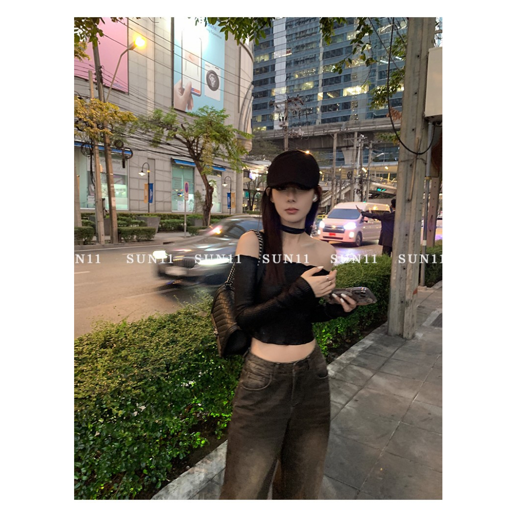 Áo Thun Cao Cấp Ôm Dáng Trễ Vai Màu Đen Quyến Rũ Thời Trang 2023 Cho Nữ