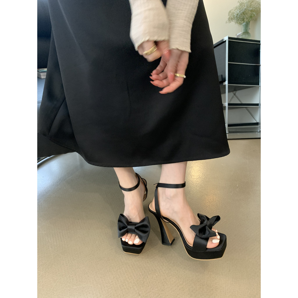 Giày Cao Gót Mũi Vuông Bằng Da Satin Đính Nơ Xinh Xắn Thời Trang Cho Nữ 5.11 Inches