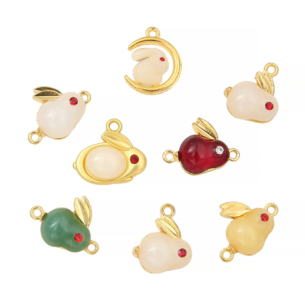 Set 4 Mặt Dây Chuyền Hình Thỏ Con Dễ Thương Năm Mới 2023