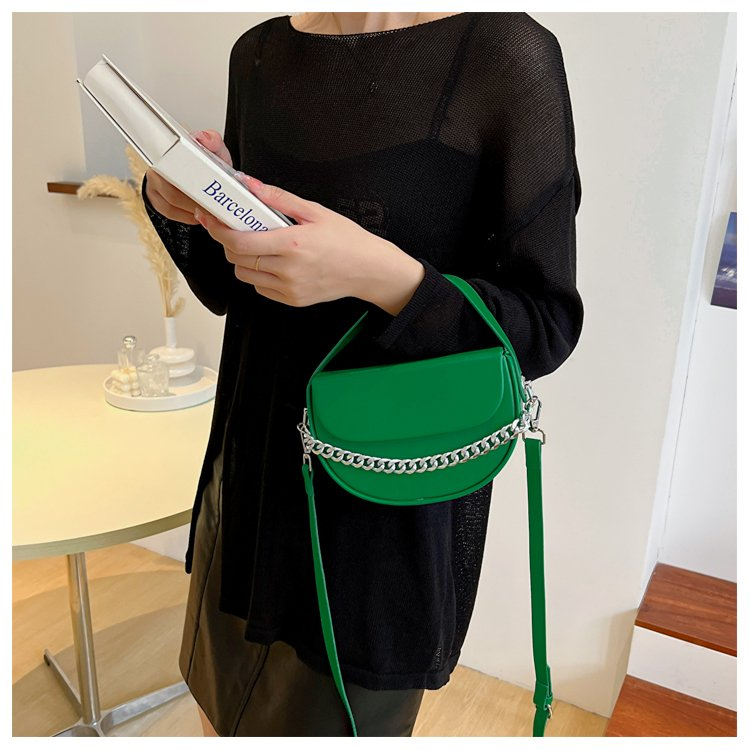 Túi Đeo Vai Nửa Vòng Dây Xích Thời Trang Hàn Quốc Cao Cấp Cho Nữ