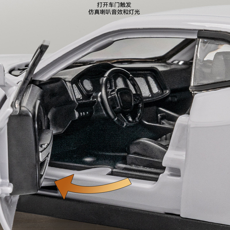 Xe Ô Tô Đồ Chơi Dodge Challenger Hellcat Với Tỷ Lệ 1 / 32