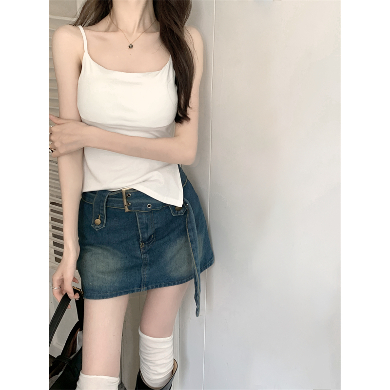 Lalisas Áo Hai Dây Dáng Ngắn Xẻ Tà Màu Trắng Quyến Rũ Cho Nữ