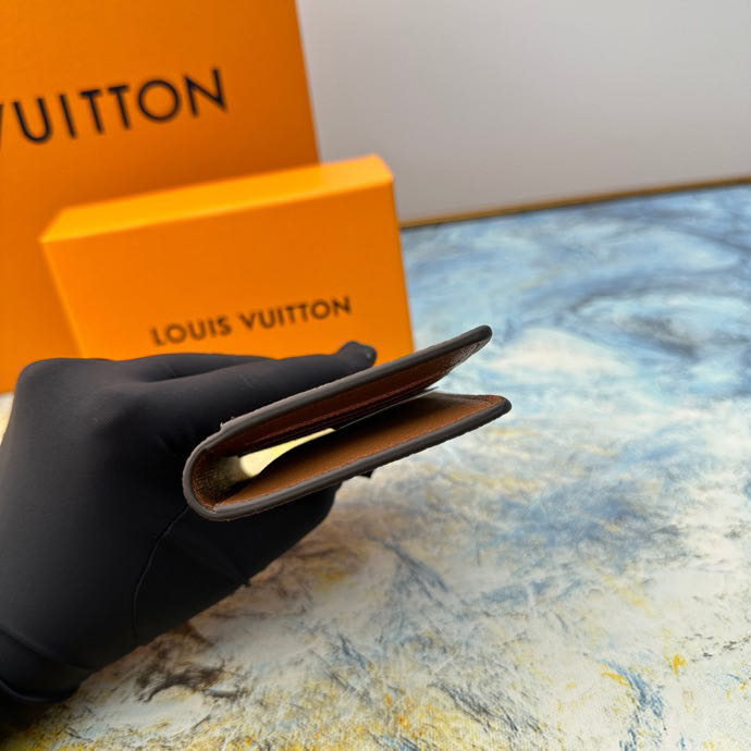 Ví Louis Vuitton M63144 Chính Hãng 100% Kèm Hộp Đựng Thẻ Và Bao Đựng Chống Bụi