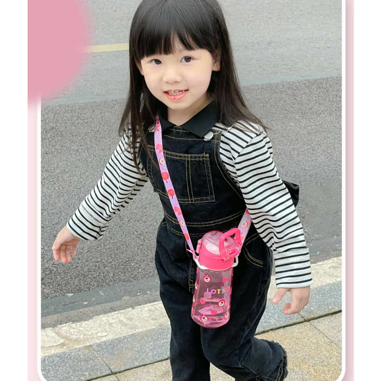 Bình nước thể thao cho bé thiết kế nhấn nút in hình hoạt hình Disney dung tích 470ml SPIDERMAN