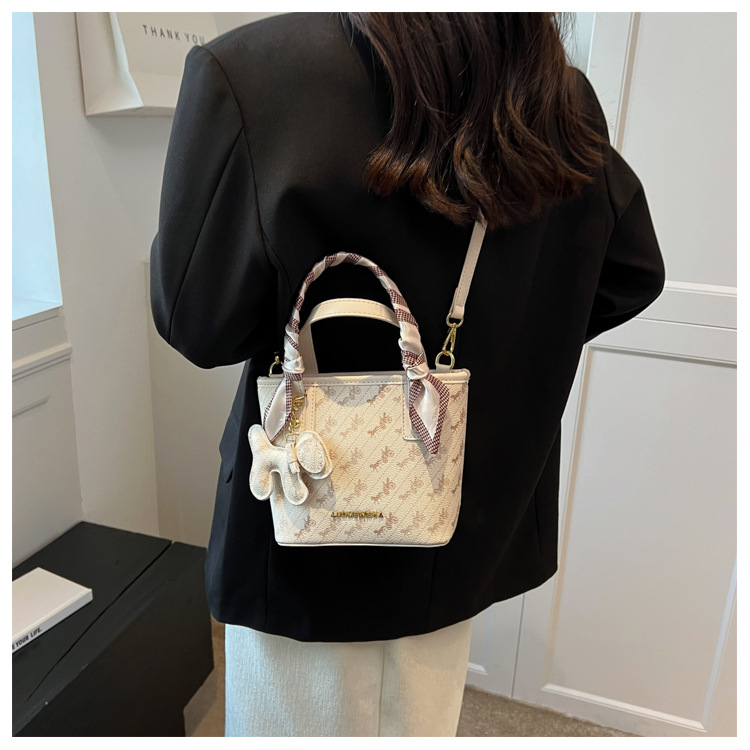 Túi Đeo Chéo Nhỏ Xinh Thời Trang Mùa Hè 2023 Cho Bạn Gái