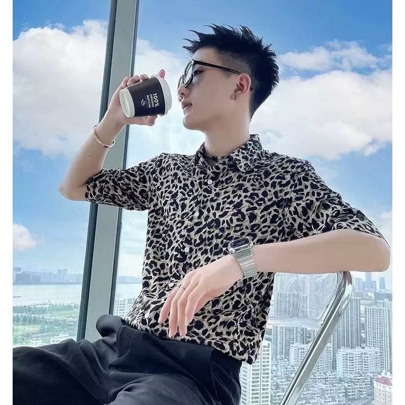 Áo Sơ Mi Tay Lửng Họa Tiết Da Báo Thời Trang Dành Cho Nam