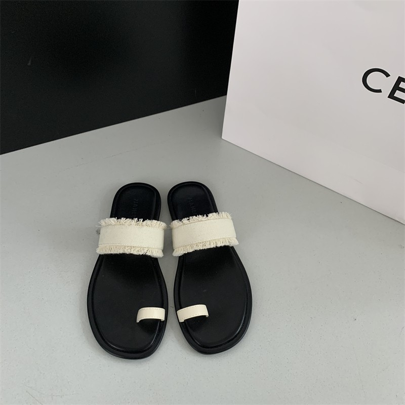 Dép Sandal Xỏ Ngón Đế Bằng Mũi Vuông Phong Cách Mới Thời Trang Xuân Hè Dễ Phối Đồ