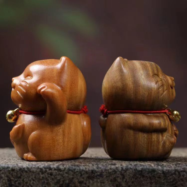 Phụ Kiện Trang Trí Hình Mèo May Mắn Bằng Gỗ Đàn Hương Dễ Thương