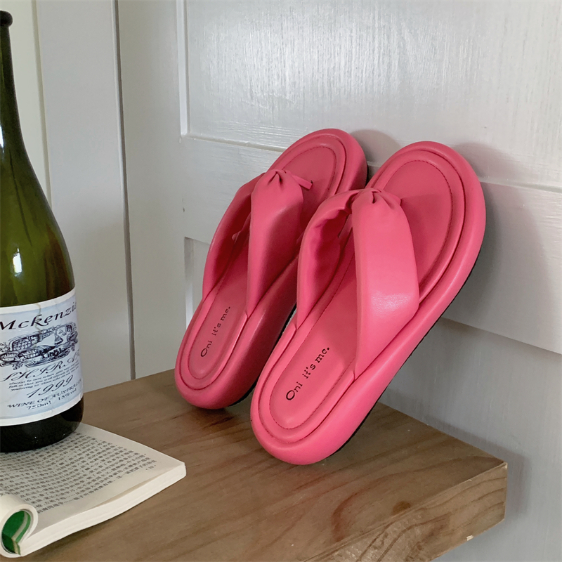 Dép Sandal Đế Dày Màu Vàng Nhạt Phong Cách Mới Dễ Phối Đồ Thời Trang Mùa Hè Cho Nữ