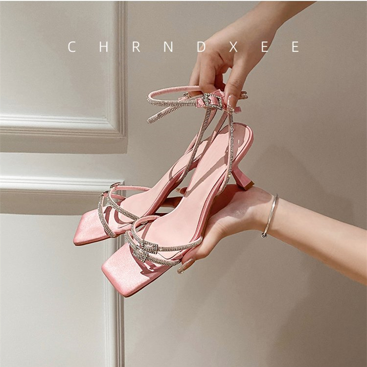 Giày Cao Gót Mũi Vuông Đính Đá Trang Trí Sang Trọng Hợp Thời Trang