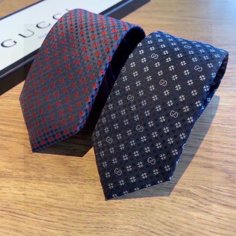 Cà Vạt Lụa Phong Cách Anh Quốc Sang Trọng
