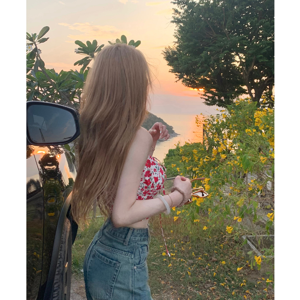 Áo Croptop Sát Nách Hoạ Tiết Hoa Thiết Kế Hợp Thời Trang