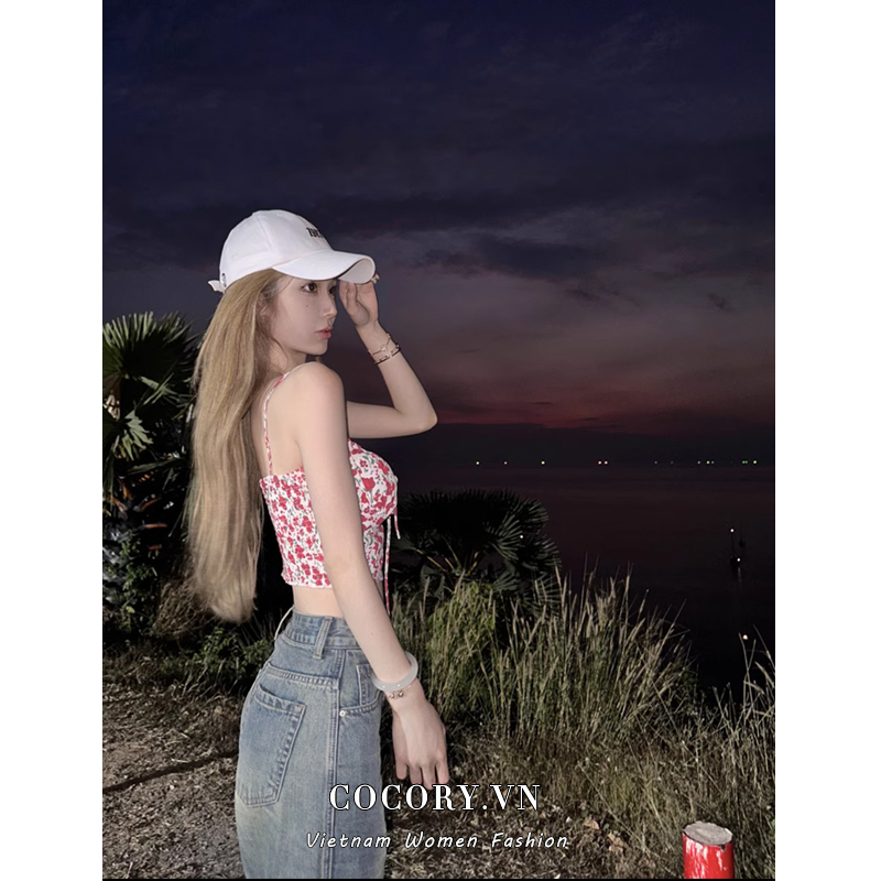 Áo Croptop Sát Nách Hoạ Tiết Hoa Thiết Kế Hợp Thời Trang