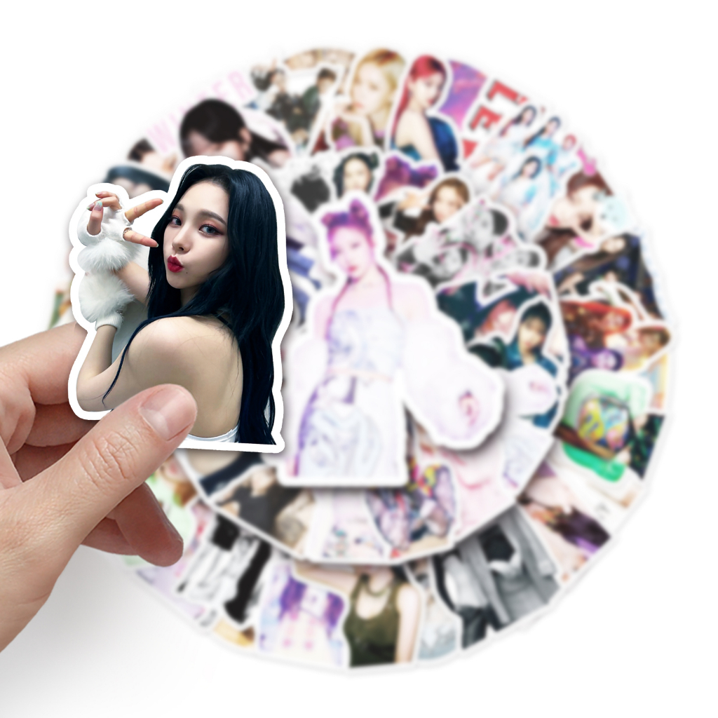 Bộ 50 Miếng Dán Chống Thấm Nước Hình Aespa Vui Nhộn Trang Trí Xe Hơi / Nhà Cửa