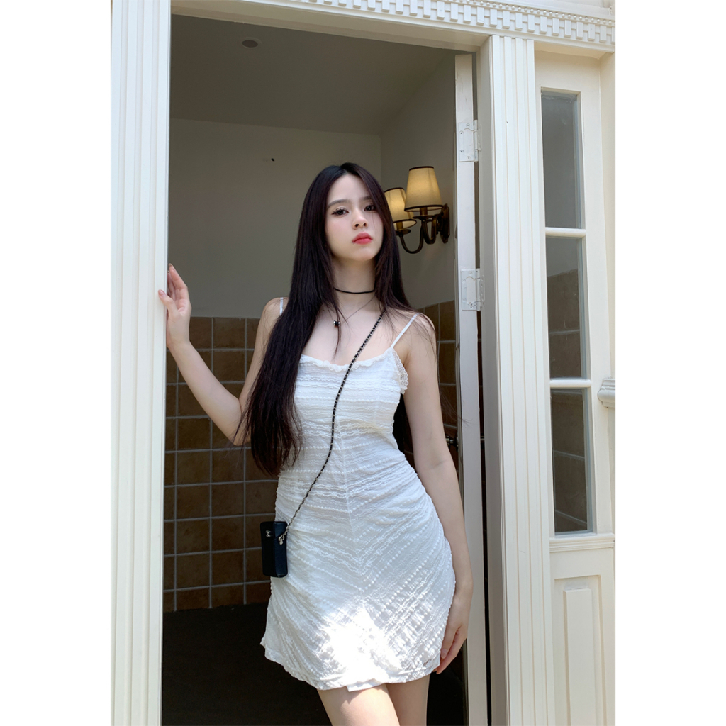 「MOTEL7」 Đầm Ren Hai Dây Màu Trắng Nhấn Eo Thời Trang Mùa Hè