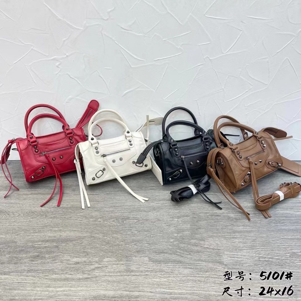 Túi Xách Da Bò Mềm Đính Đinh Tán Phong Cách Retro HZY7777-46 - 0510 Cho Nữ
