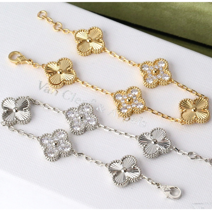 Vòng Tay Mạ Vàng 18K Đính Đá Pha Lê