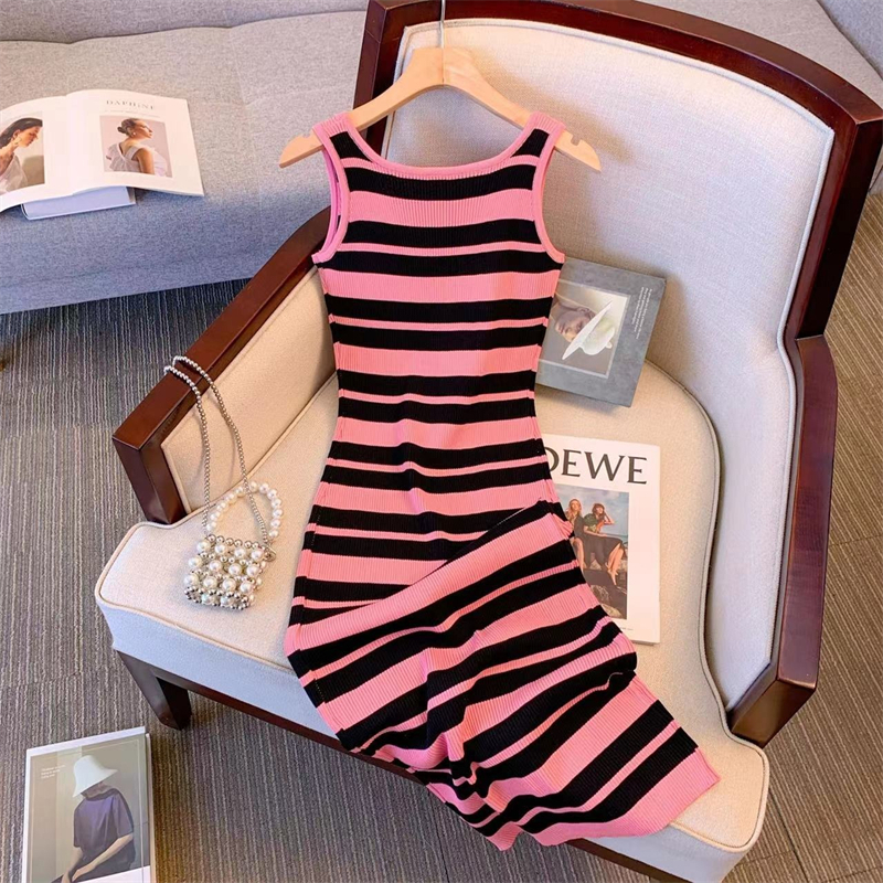 Đầm Hai Dây Ôm Dáng Họa Tiết Kẻ Sọc Gợi Cảm Thời Trang Mùa Hè Hàng Mới Dành Cho Bạn Nữ