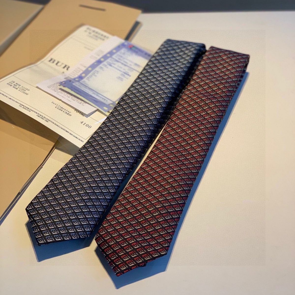 Cà Vạt Lụa Burberry Thời Trang Công Sở Thanh Lịch Cho Nam