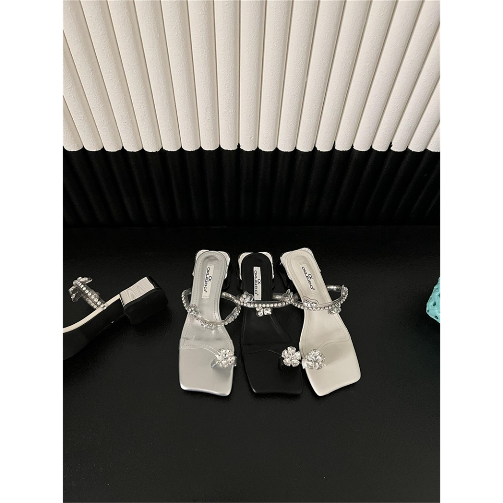 Giày Sandal Mũi Vuông Đính Đá Thời Trang Xuân Hè Mới Cho Nữ