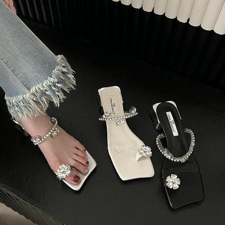 Giày Sandal Đế Thấp Đính Đá Thời Trang Dành Cho Nữ