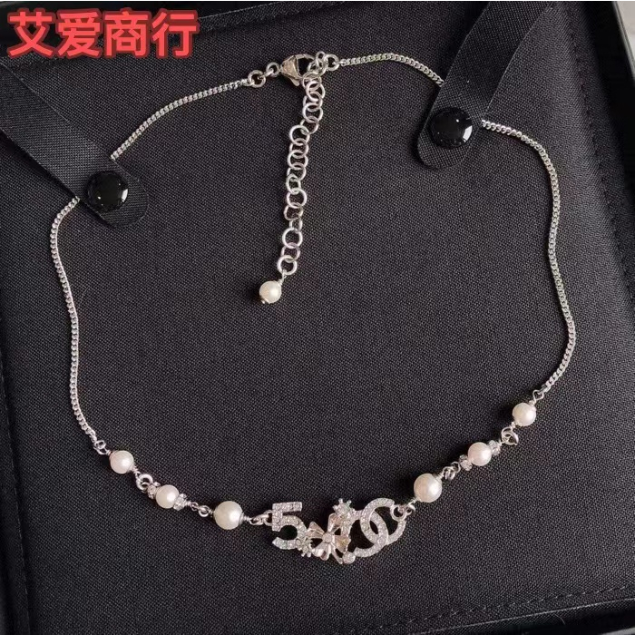 Vòng cổ Mạ Bạc 925 Đính Ngọc Trai Và Kim Cương Nhân Tạo Và Chữ CC 5 Thời