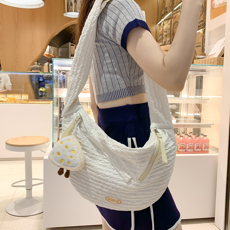 Túi Đeo Chéo Bằng Nylon Chống Nước Sức Chứa Lớn Thời Trang Hàn Quốc Cho Nữ