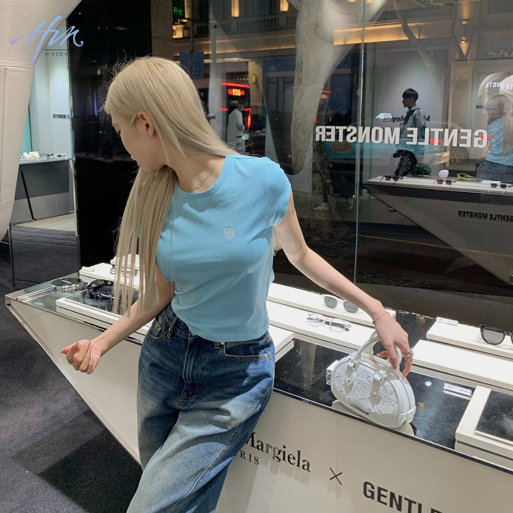 Áo Thun Ngắn Tay Thêu Họa Tiết Thời Trang Dành Cho Nữ