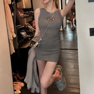 Đầm Hai Dây Ôm Dáng Thêu Họa Tiết Rỗng Thời Trang Mùa Hè Cho Nữ