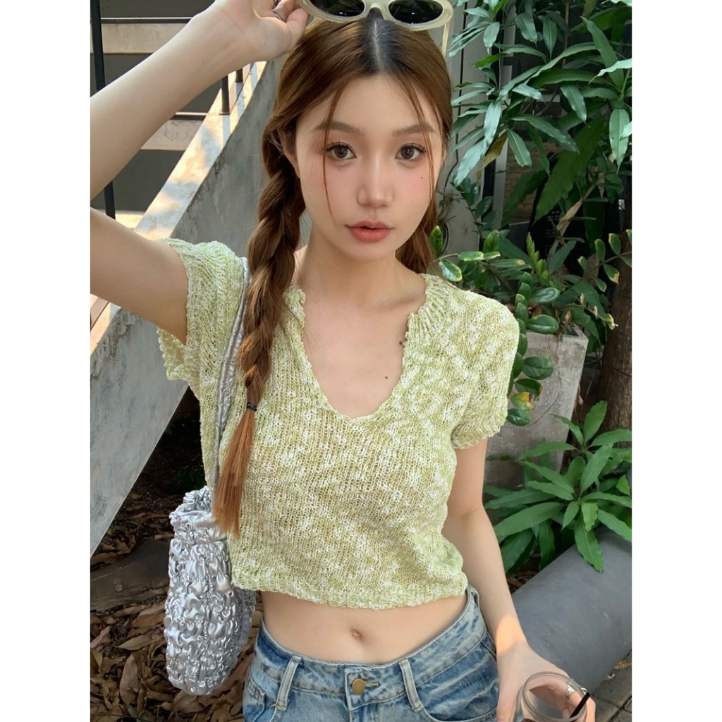 Áo Thun Dệt Kim Tay Ngắn Cổ Chữ V Thiết Kế Mới Phong Cách Retro Dành Cho Nữ