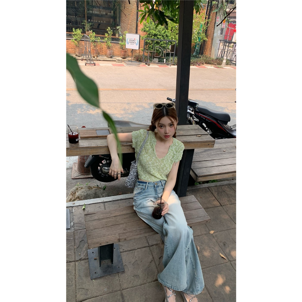 Áo Thun Dệt Kim Tay Ngắn Cổ Chữ V Thiết Kế Mới Phong Cách Retro Dành Cho Nữ