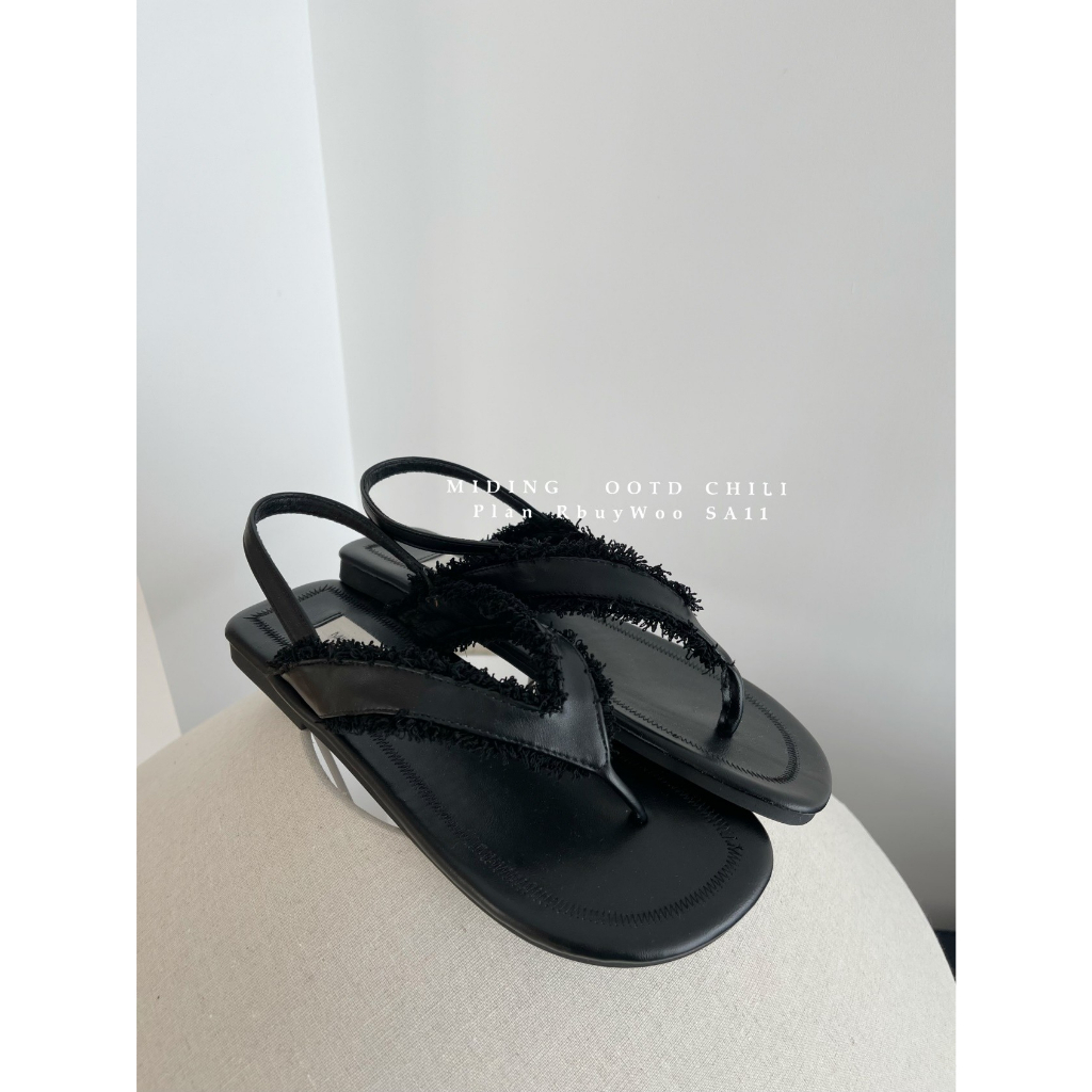 Sandal Đế Bằng Thiết Kế Đơn Giản Năng Động Thời Trang