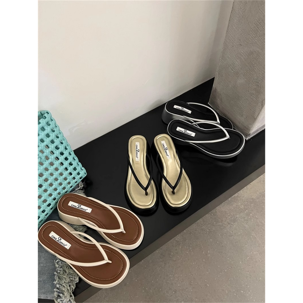 Sandal Đế Xuồng Dày Dặn Phong Cách Mới Thời Trang Mùa Hè Dành Cho Nữ