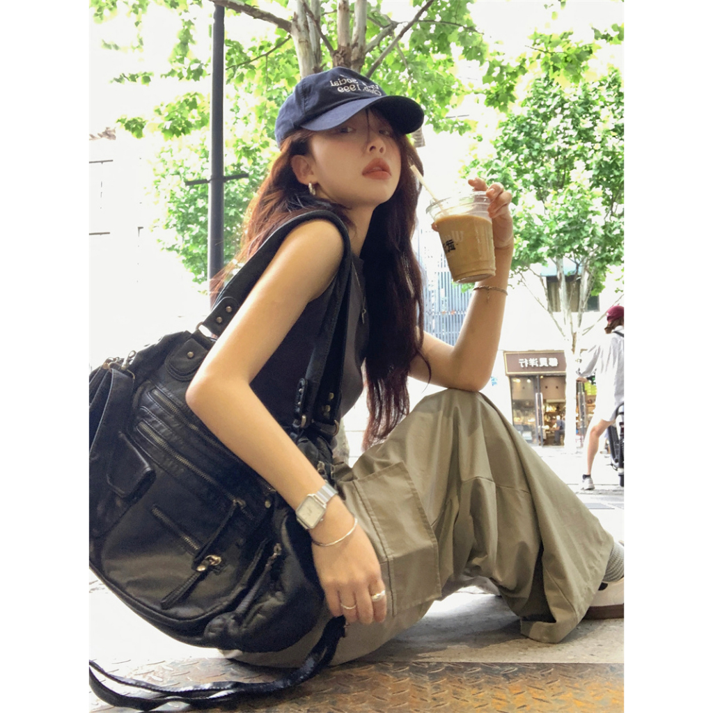 🍓Niche Bên Ngoài Áo vest Ren Ngoài + Công Cụ Đa Chức Năng Kết Hợp Với Quần Ống Rộng joker Nhẹ Nhàng