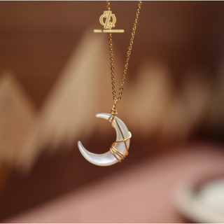 Vòng cổ vỏ sò đính ngọc trai