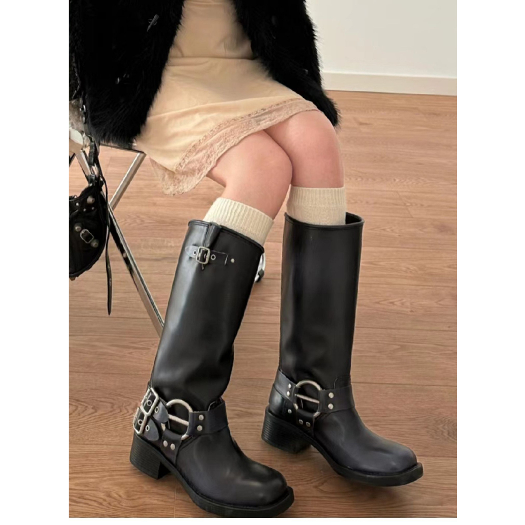 Giày Boots Cao Bồi Mũi Vuông Đế Dày Phong Cách Thời Trang Anh Quốc