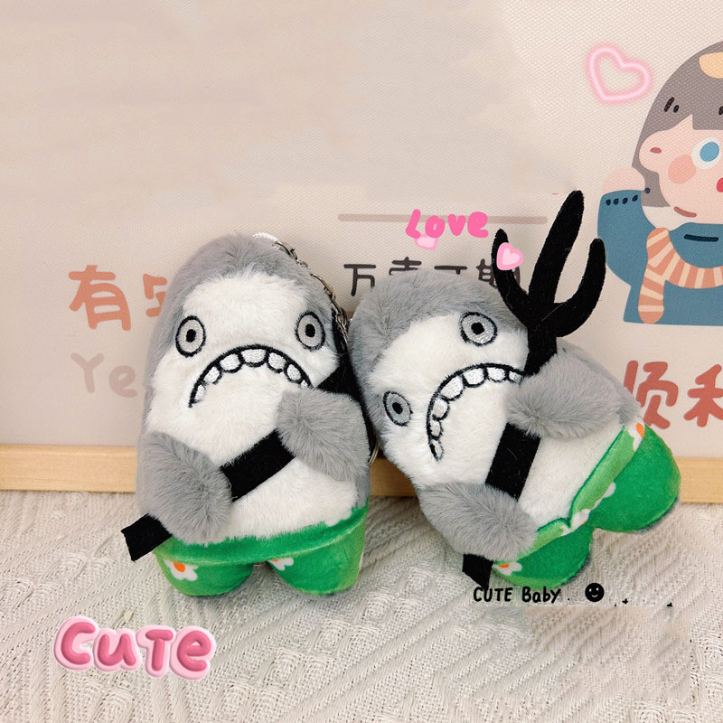 One Móc Khóa Hình Cá Mập Nhồi Bông Đáng Yêu