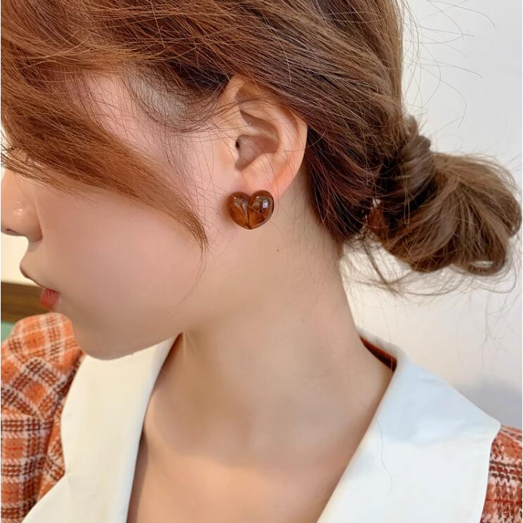 Bông Tai Nhựa Resin Hình Trái Tim Màu Sắc Ngọt Ngào Phong Cách Retro Cho Nữ