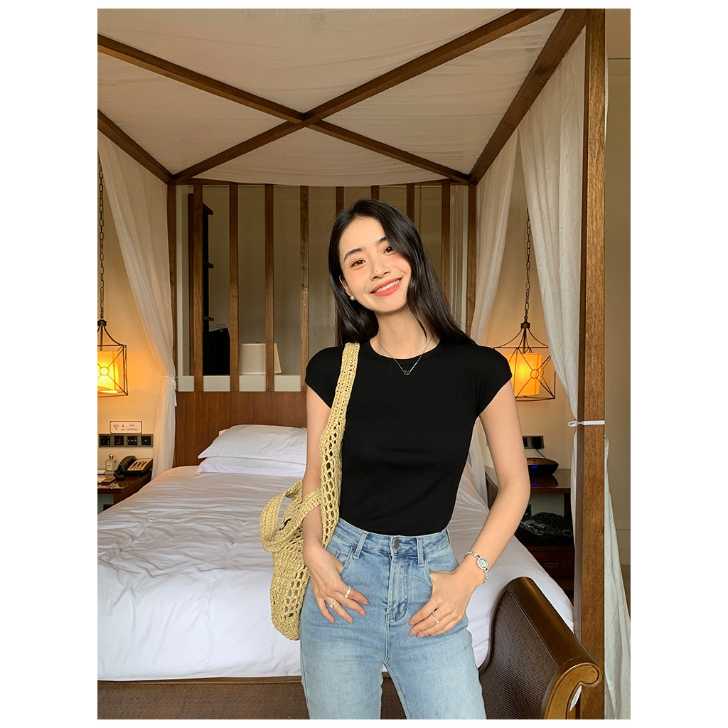 Áo Thun Tay Ngắn Cổ Tròn Màu Trắng Thiết Kế Mỏng Thời Trang Mùa Hè 2023 Dành Cho Nữ