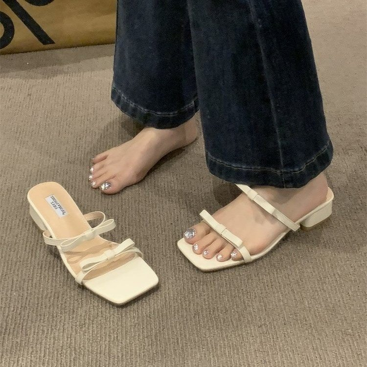 Giày Sandal Mũi Vuông Đế Dày Đính Nơ Xinh Xắn Cho Nữ