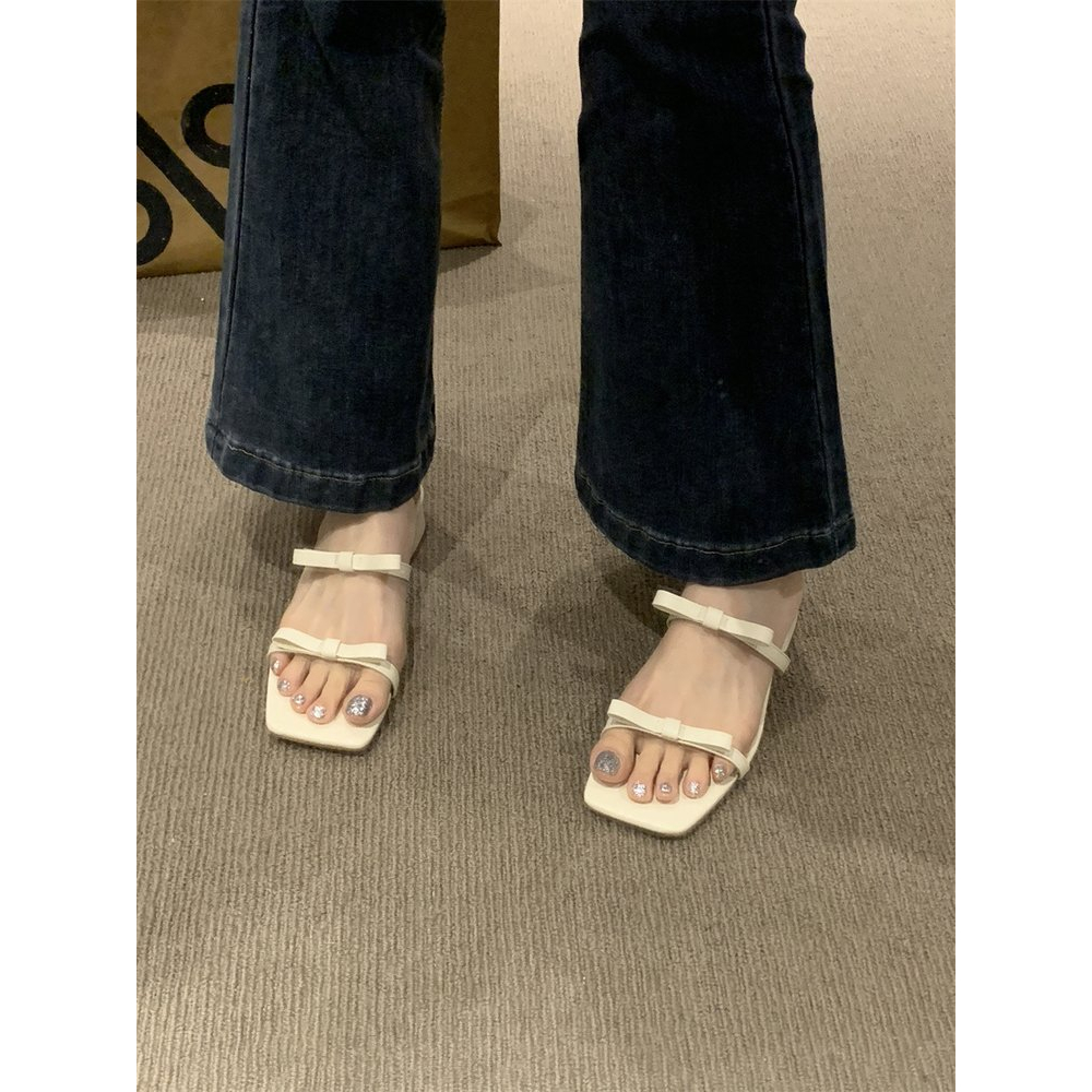 Giày Sandal Mũi Vuông Đế Dày Đính Nơ Xinh Xắn Cho Nữ