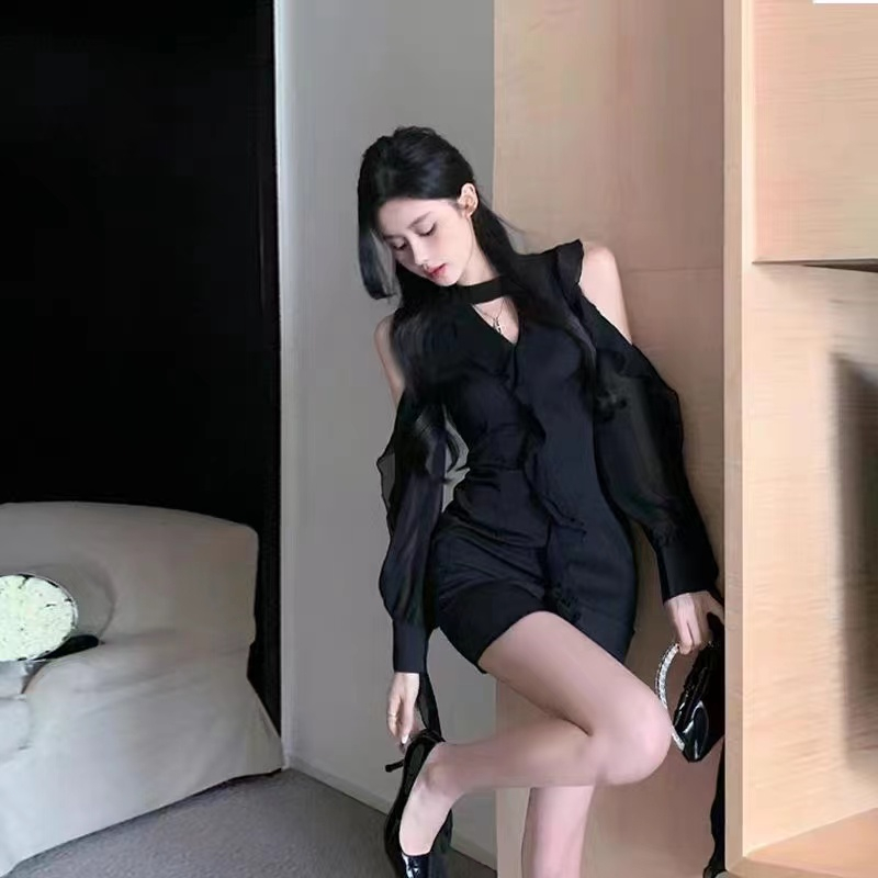 Đầm Đen Trễ Vai Phong Cách Thời Trang Mùa Xuân 2023 Cho Nữ