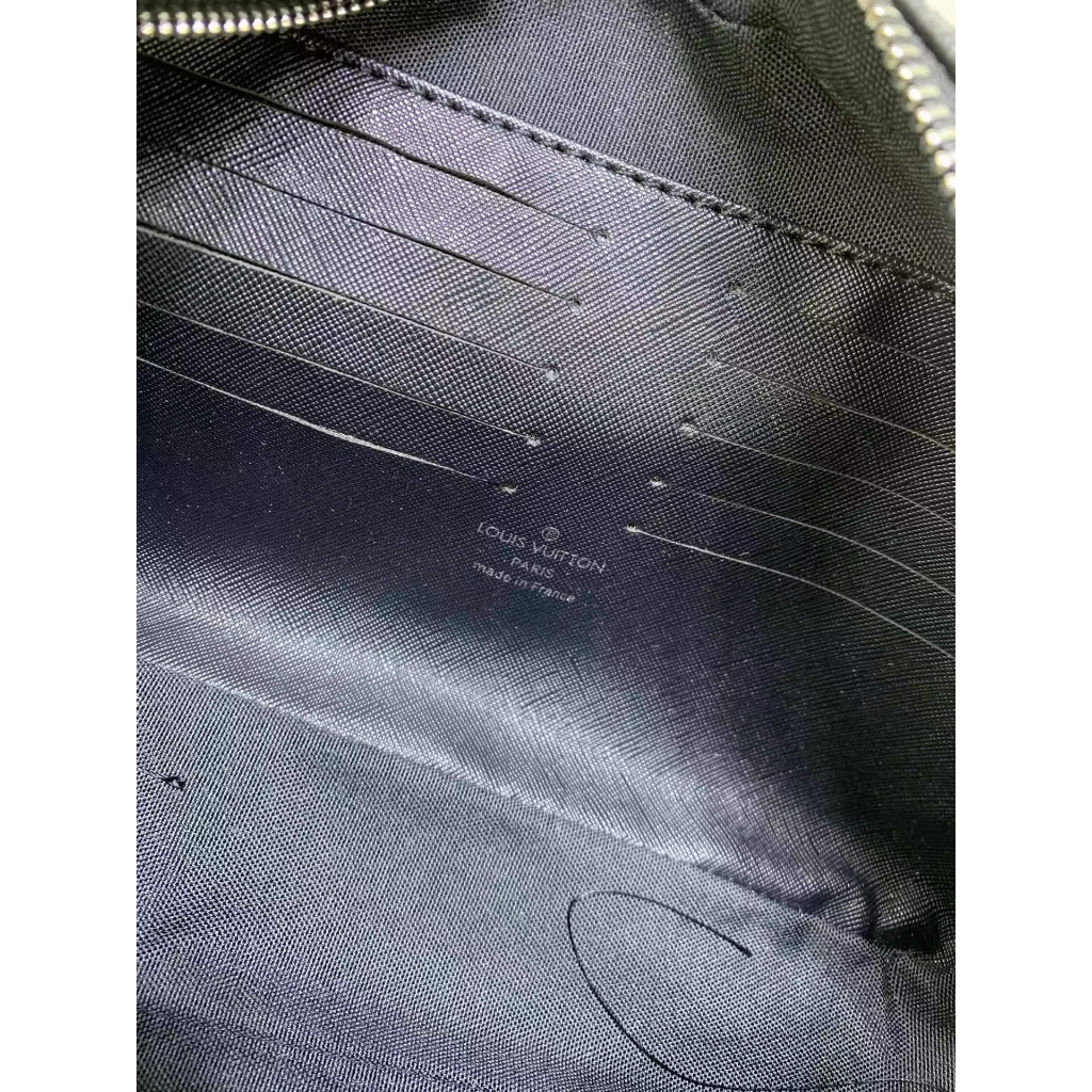 Túi Xách Louis Vuitton LV41663 Sang Trọng Cho Nam