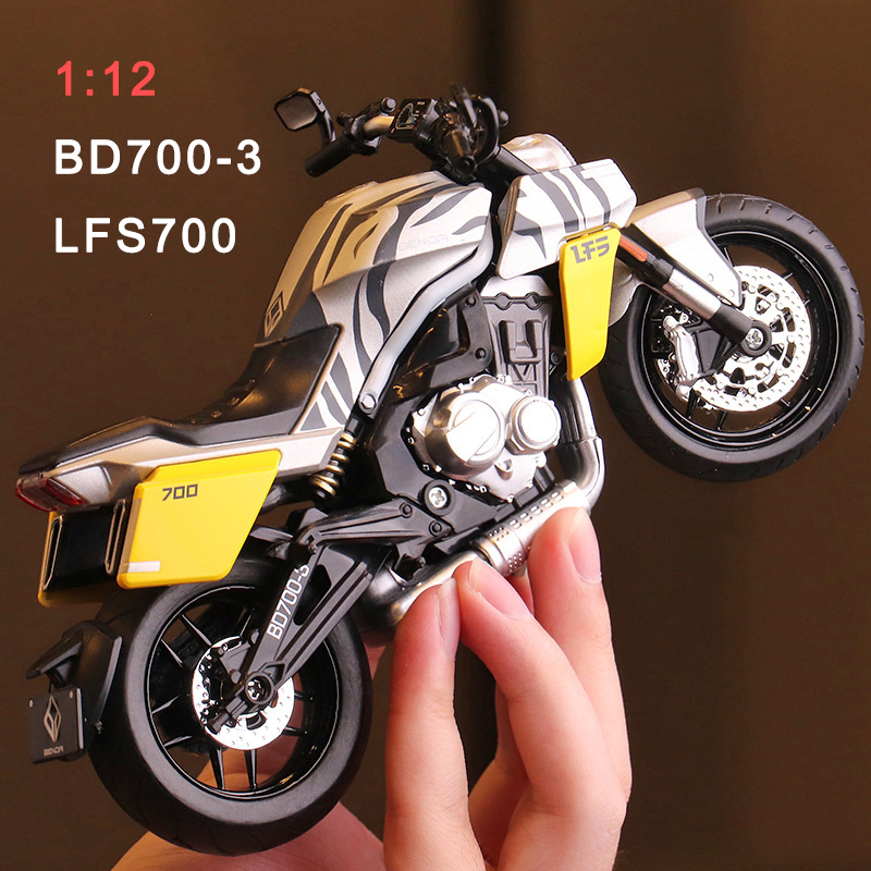 Mô Hình Xe Mô Tô BD700-3 LFS700 Tỉ Lệ 1: 12