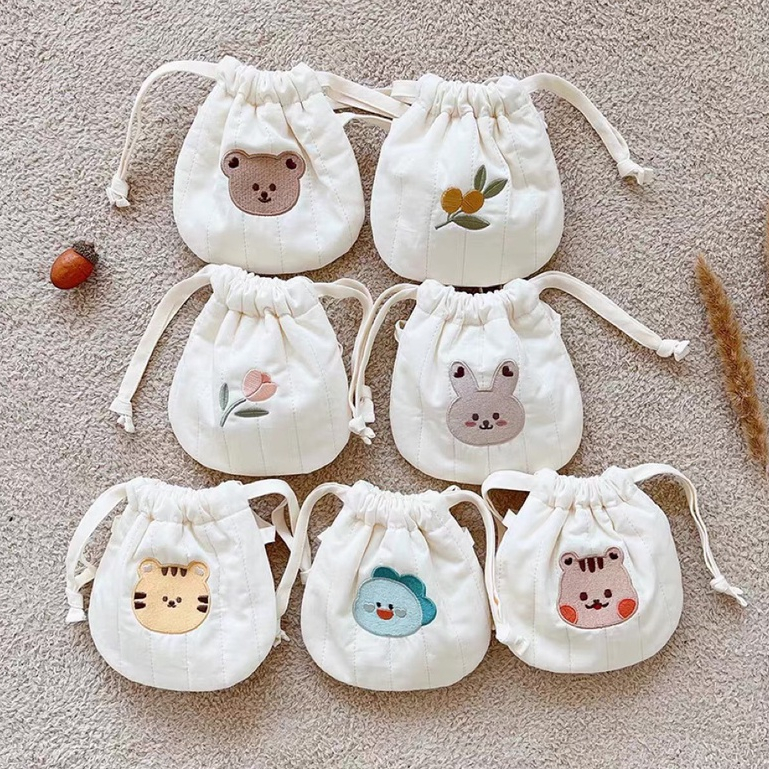 Túi Dây Rút Đeo Chéo Mini Vải Cotton Thêu Hình Gấu / Sóc / Hổ May Mắn Dễ Thương