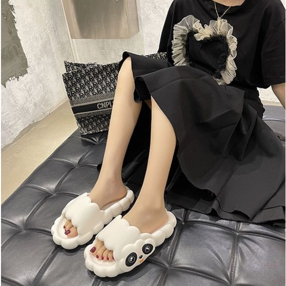 Dép Đế Dày Chống Trượt Họa Tiết Đám Mây / Gấu Trúc Dễ Thương Thời Trang Cho Nữ
