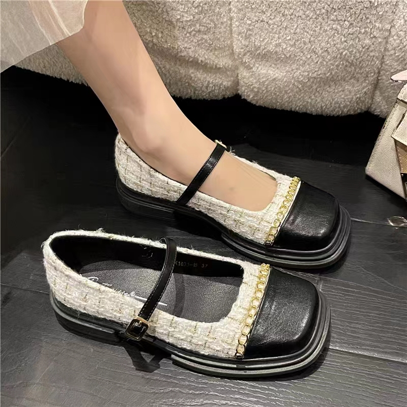 Giày Đế Bằng Dày Dặn Phong Cách Thời Trang Anh Quốc Dành Cho Nữ