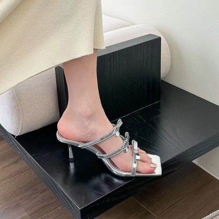 Giày Cao Gót Mũi Vuông Đính Nơ Xinh Xắn Thời Trang Cho Nữ