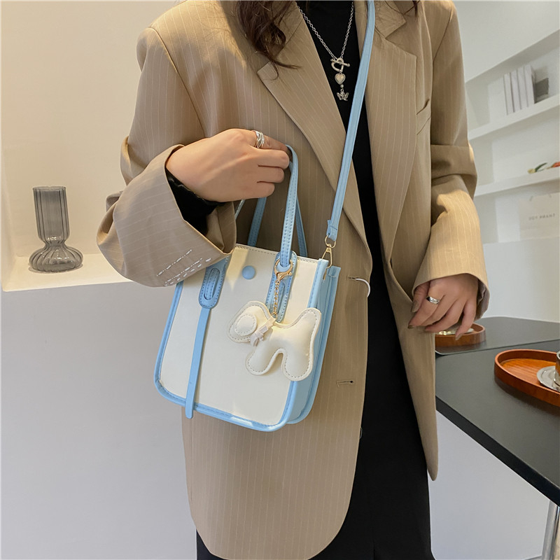 CHIC JOY❤Màu kẹo nối túi nhỏ thời trang PU túi vuông nhỏ xu hướng túi đeo chéo một bên màu trơn đơn giản