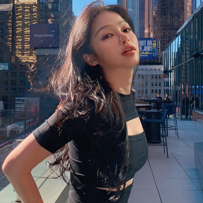 QADCOL Áo Thun Crop Top Gợi Cảm Cổ Tròn Dáng Ôm Màu Trơn Phong Cách Âu Mỹ Thời Trang Mùa Hè Dành Cho Nữ